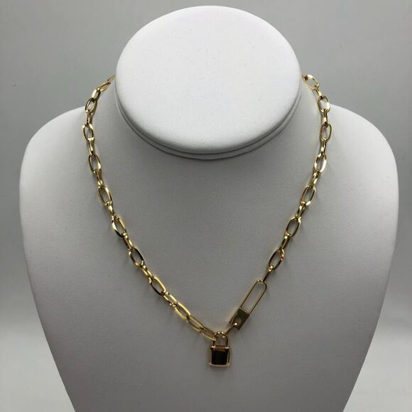 18K Gold Plated Women's Love Lock Necklace Hypoallergenic Waterproof Durable - Picture 4 of 12